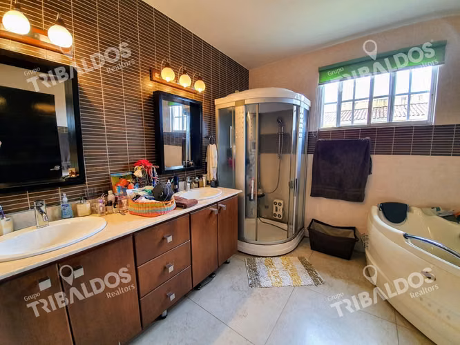 VENTA DE CASA EN ALTOS DE PANAMÁ CONDADO DEL REY