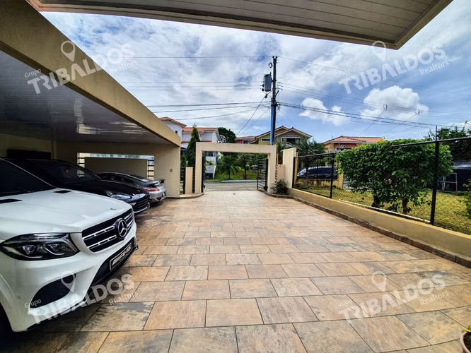 VENTA DE CASA EN ALTOS DE PANAMÁ CONDADO DEL REY