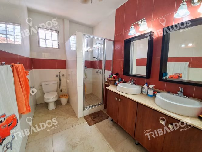 VENTA DE CASA EN ALTOS DE PANAMÁ CONDADO DEL REY