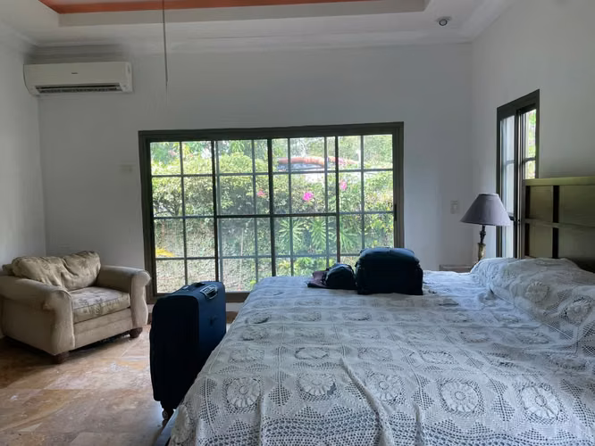 Venta de Casa en Altos del Golf, 750m2 de terreno y 450m2 de construcción