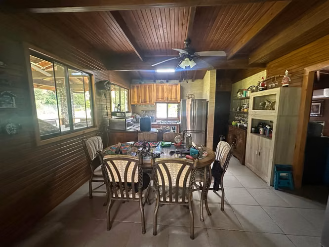 Venta de Casa en El Valle, El Pedregal, 3,975m2 de Terreno