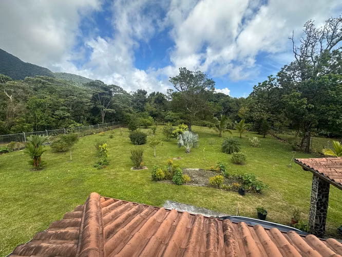Venta de Casa en El Valle, El Pedregal, 3,975m2 de Terreno