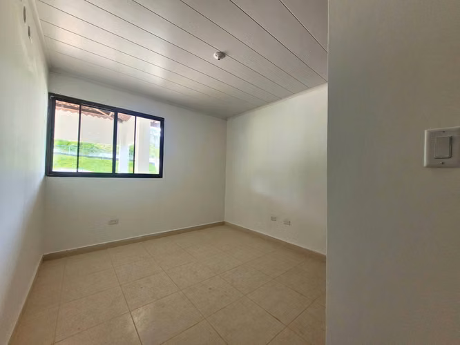 Venta de Casa Nueva en PH Paseo de Rey en Arraiján
