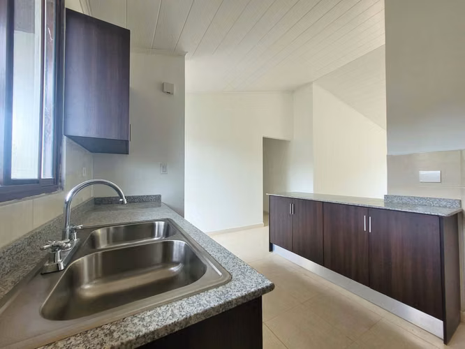 Venta de Casa Nueva en PH Paseo de Rey en Arraiján