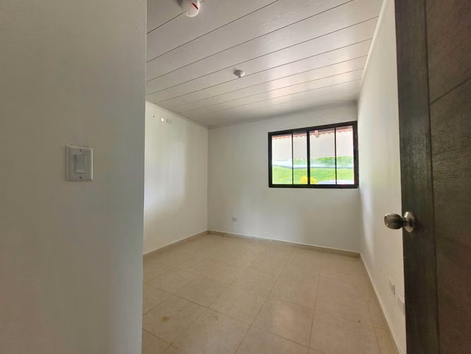 Venta de Casa Nueva en PH Paseo de Rey en Arraiján