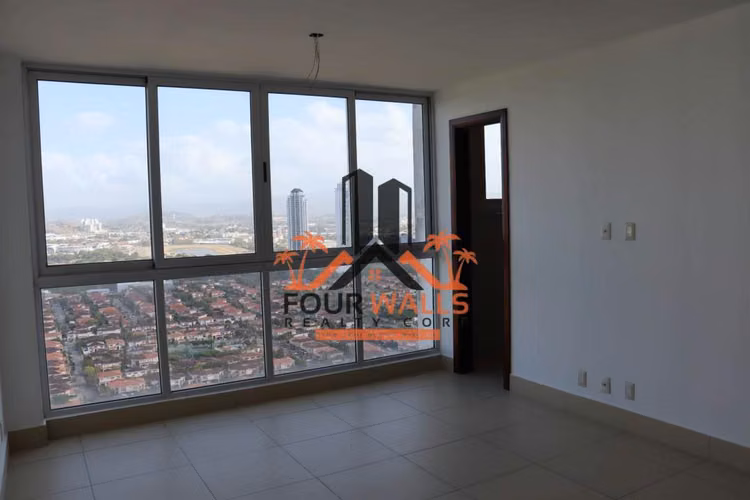 Venta de Apartamento en PH Breezer - Costa del Este
