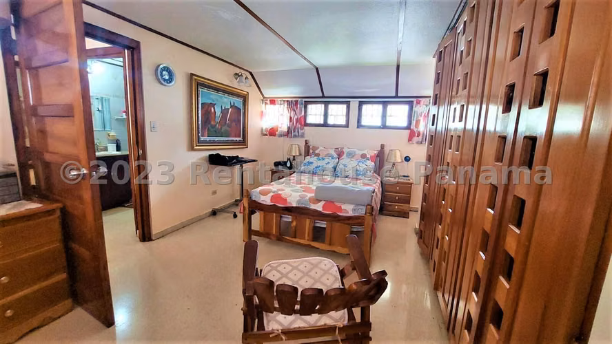 Venta de Casa Glamorosa de 334 m² en La Alameda, Betania 26-4505gg