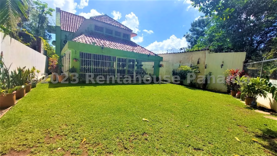 Venta de Casa Glamorosa de 334 m² en La Alameda, Betania 26-4505gg