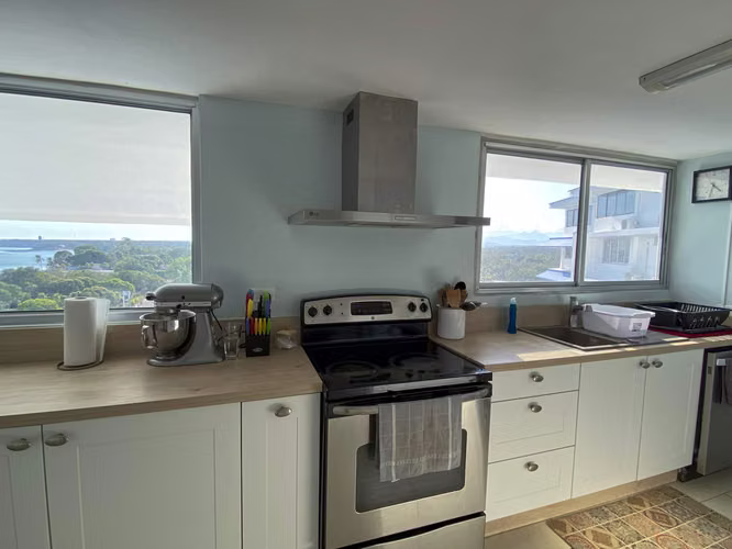 Apartamento Frente al Mar en Venta en Coronado: su Paraíso le Espera