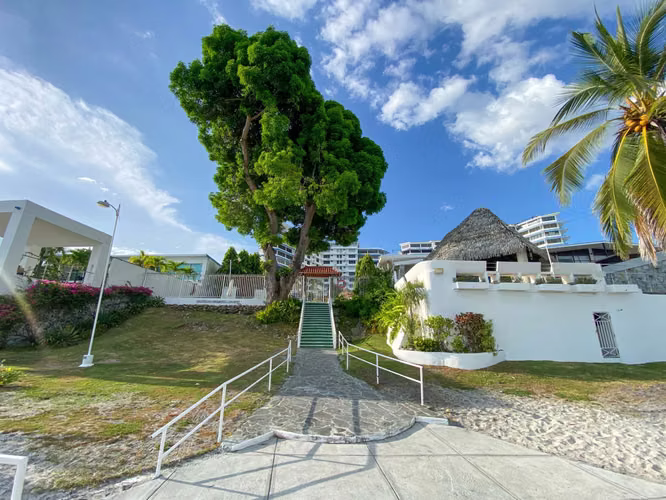 Apartamento Frente al Mar en Venta en Coronado: su Paraíso le Espera