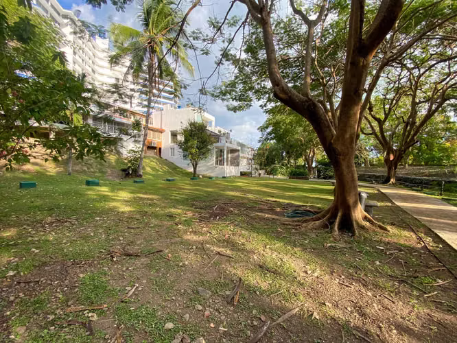 Apartamento Frente al Mar en Venta en Coronado: su Paraíso le Espera