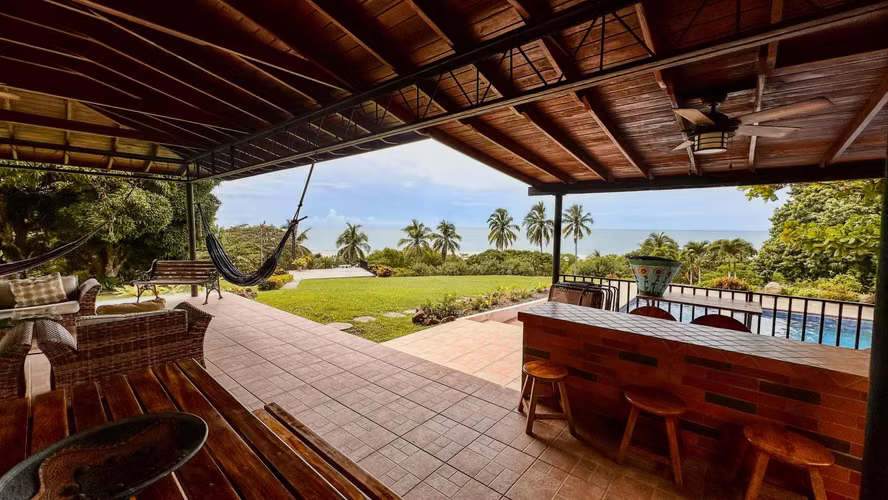 Beachfront property for sale in Seacliff, Coclé