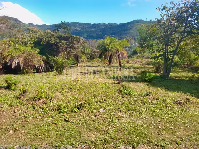 Oportunidad! Se Vende Hermoso Terreno en Altos del Maria