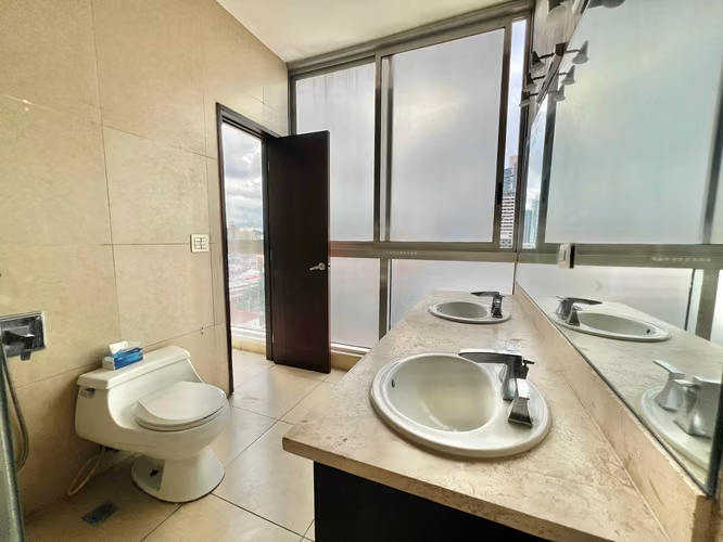 SE VENDE APARTAMENTO EN PH RIVAGE TOWER - Imagen 12