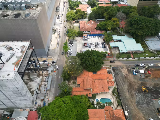Venta de Terreno en Bella Vista, Obarrio, 1,750m2