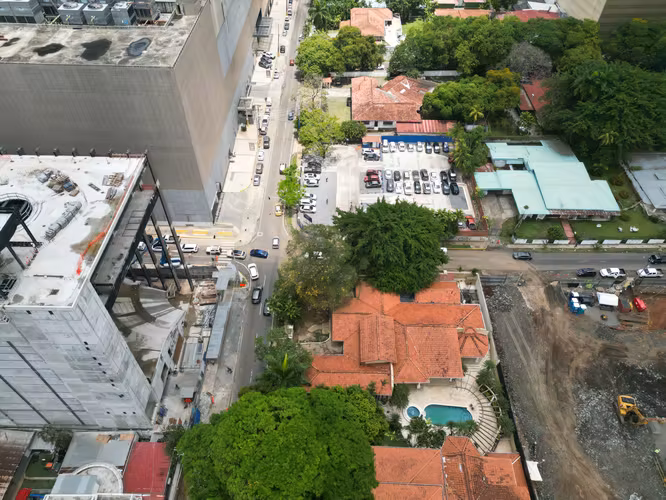 Venta de Terreno en Bella Vista, Obarrio, 1,750m2