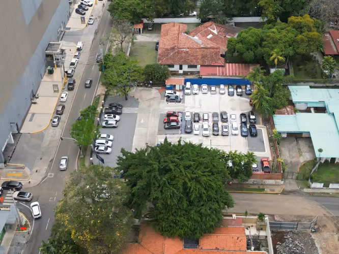 Venta de Terreno en Bella Vista, Obarrio, 1,750m2