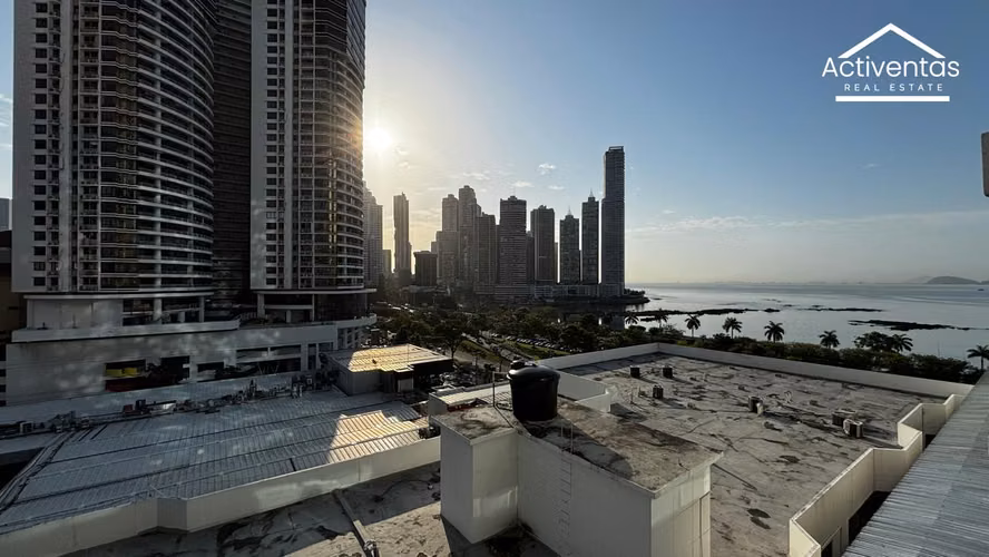 Apartamento en venta en Avenida Balboa