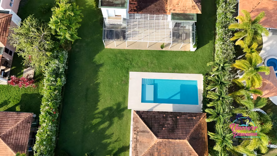 Villa de 4 Recámaras con Piscina Privada en Costa Blanca Golf & Villas