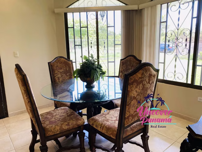 Se Vende Casa de playa en Santa Clara