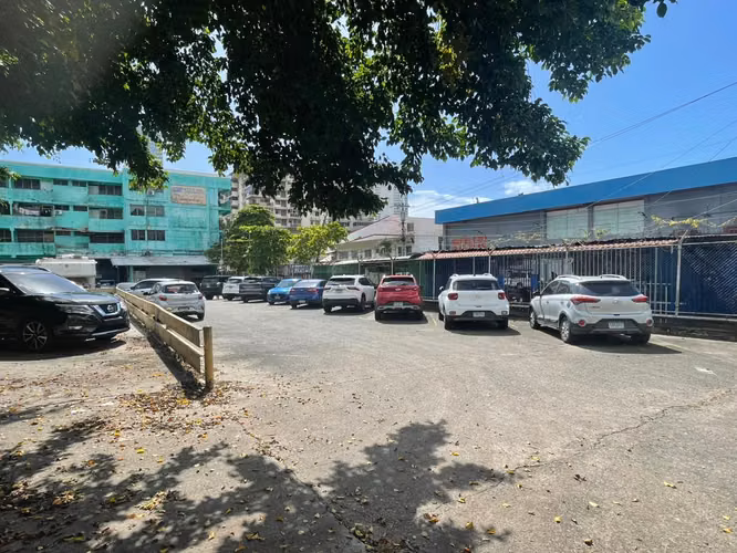 Venta de Terreno en Calidonia, 6,000m2