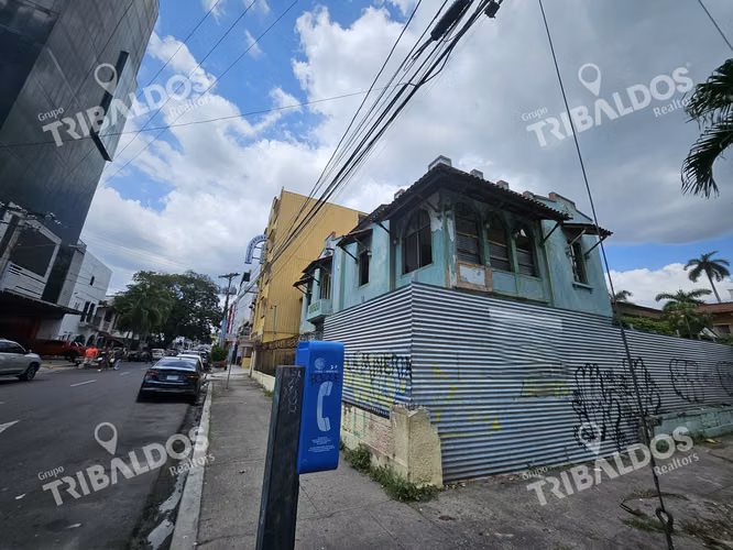 VENTA DE TERRENO CON EDIFICIO EN BELLA VISTA