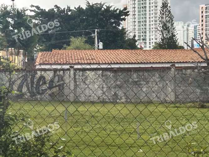 VENTA O  ALQUILER DE TERRENO EN SAN FRANCISCO