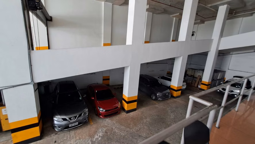 Alquiler de Oficina en Vía Brasil, Bella Vista, Plaza Korintho, 104m2