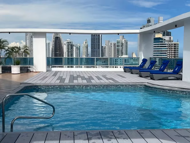 Edificio Grand Bay Tower, Avenida Balboa