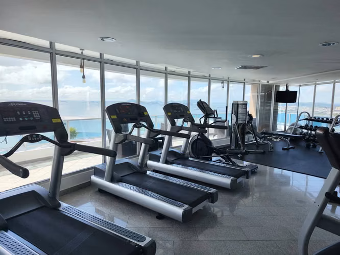 Edificio Bayfront Tower, Avenida Balboa