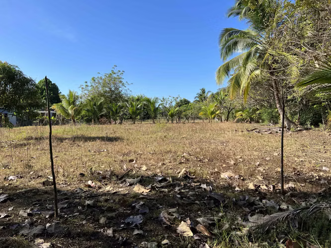 Se Vende Terreno con Cabaña en Isla Cañas