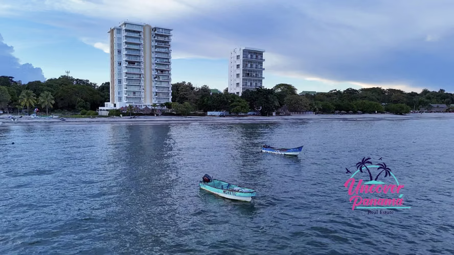 Se vende Loft frente al mar en Farallón