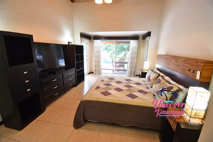 Villa de un nivel con piscina privada en Costa Blanca Decameron