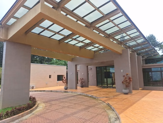 Venta de Edificio en Cerro Azul, 81,213 de terreno