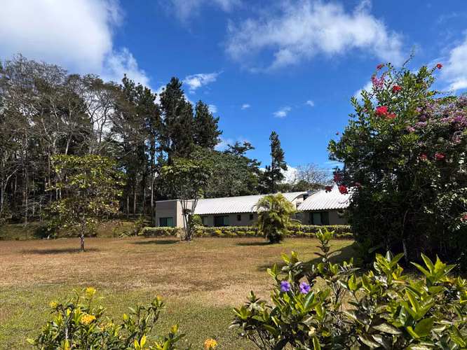 Venta de Edificio en Cerro Azul, 81,213 de terreno