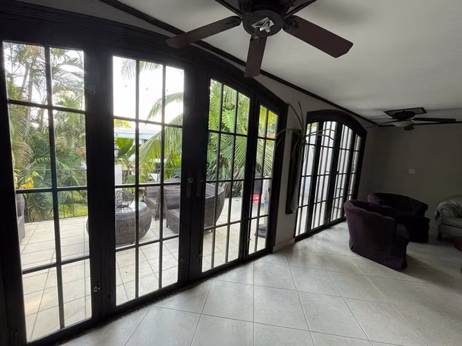 Se VENDE : Bella Duplex Familiar, El Cangrejo , 4 recámaras - Imagen 17