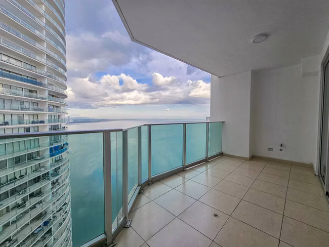 PRECIO ÚNICO EN OASIS - 240 m2 vista al mar