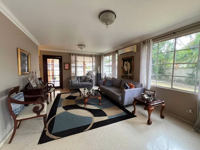 Venta de Casa en Costa del Este, PH Costa Bella, 612m2 de Terreno