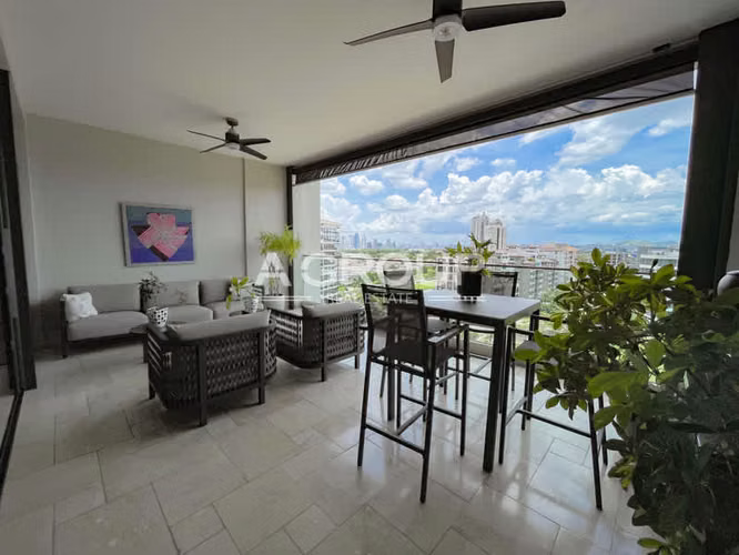 Greenhouse - Santa Maria - Se vende apartamento de lujo