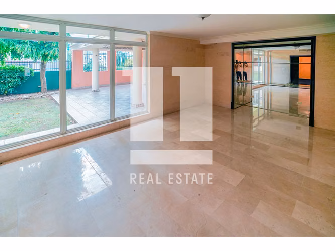 Se vende casa en el cangrejo para uso Comercial o Residencial - Imagen 10
