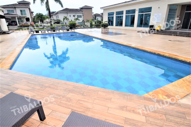 VENTA DE CASA EN DORADO VILLAGE EN CONDADO DEL REY - Imagen 5