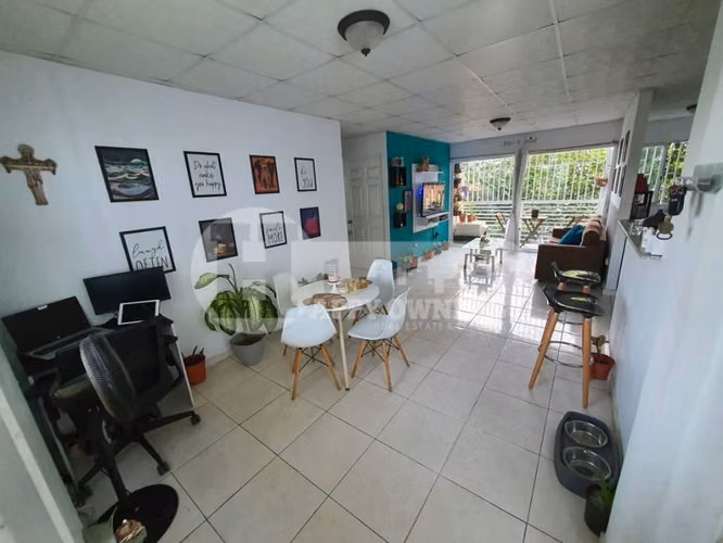 Venta de apartamento en PH Ambar, Pedregal