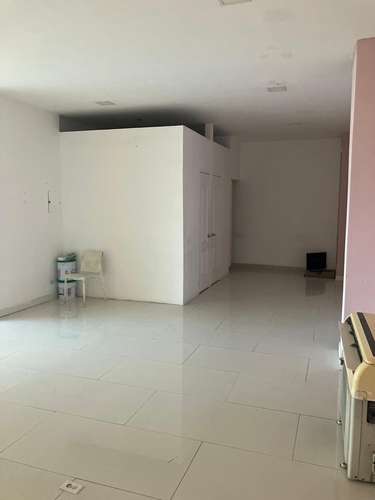 Se Alquila Local Comercial en Flor Plaza - Bella Vista