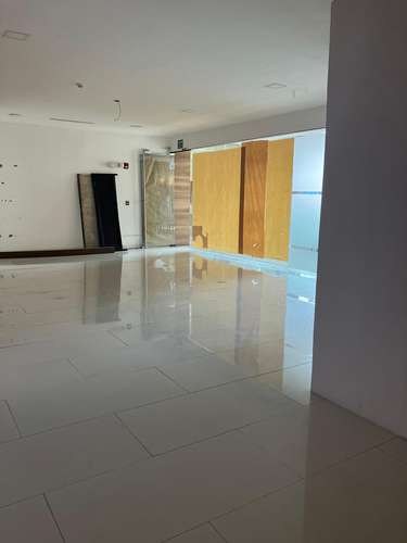 Se Alquila Local Comercial en Flor Plaza - Bella Vista