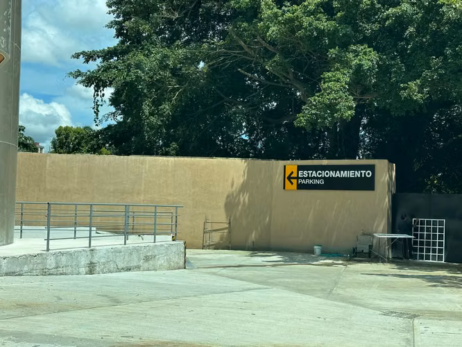 Alquiler de Local comercial en la Transístmica, Panamá Plaza, 330m2