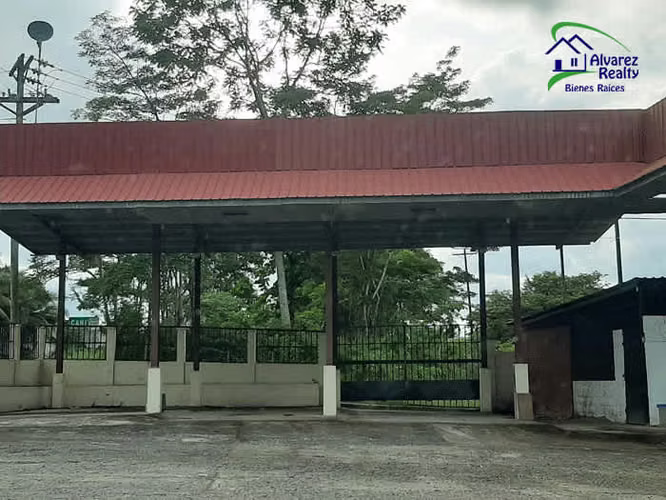 ID# CB-0002 Estación de combustible