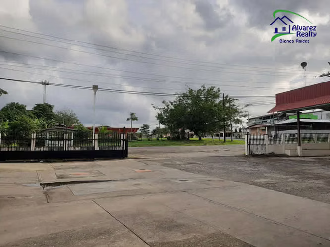 ID# CB-0002 Estación de combustible
