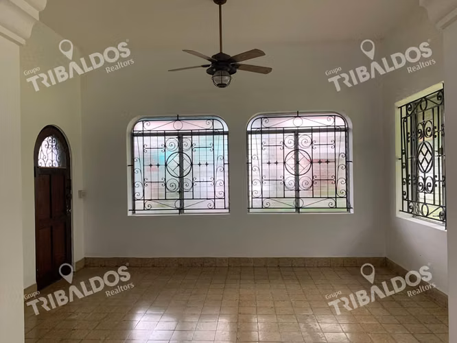 EDIFICIO EN BELLA VISTA