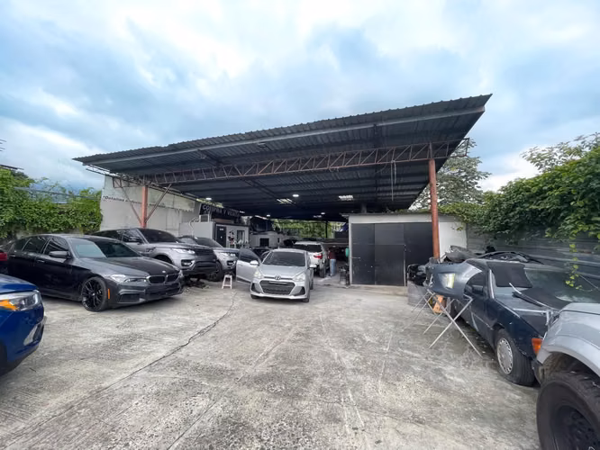 Terreno con Galera Abierta en Venta en Juan Díaz con Zonificación Mixta 1ZM6