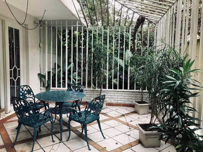 CASA EN VENTA o ALQUILER- MARBELLA - COMERCIAL ID 23111